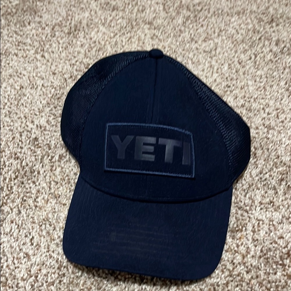 Yeti Navy Classic Trucker Hat